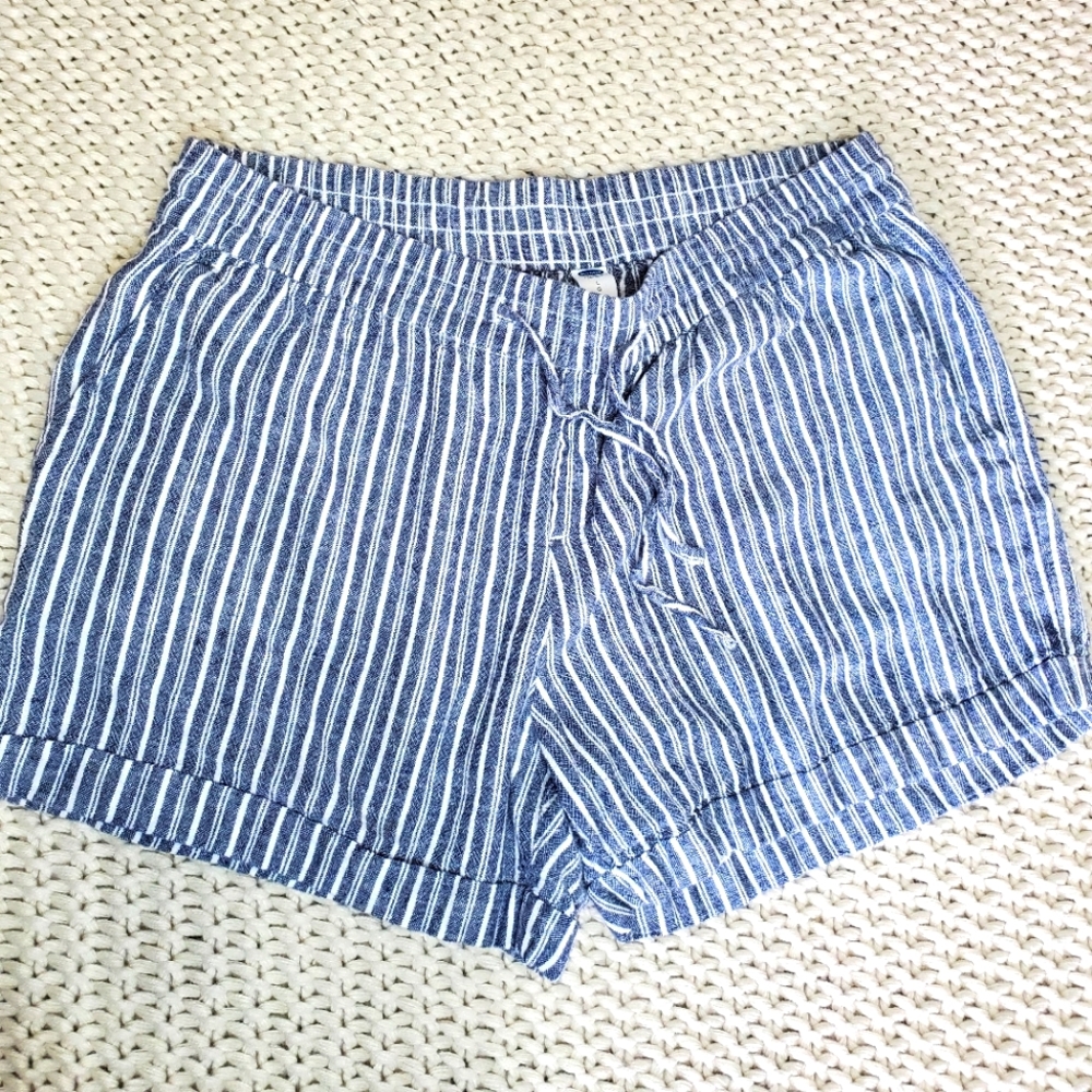 Old navy linen shorts